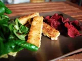 Rezept Feldsalat in käseschale mit paniertem tofu und rote beete-chips
