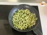 Cremige Nudeln mit Zucchini, ein schmackhaftes und sehr schnelles Rezept - Zubereitung Schritt 2