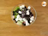 Griechischer Salat oder Horiatiki - Zubereitung Schritt 2