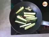 Zucchini mit Zitrone und Feta - Zubereitung Schritt 2