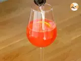 Spritz, der berühmte italienische Cocktail mit Aperol - Zubereitung Schritt 2