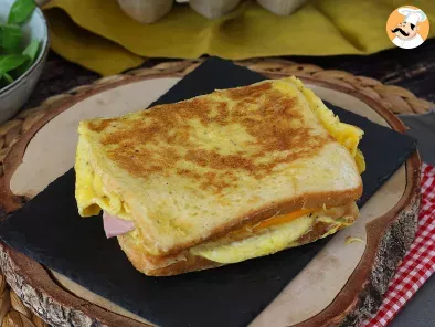 Express-Omelett-Sandwich – French-Toast-Omelett-Sandwich – Eier-Sandwich-Hack - foto 2