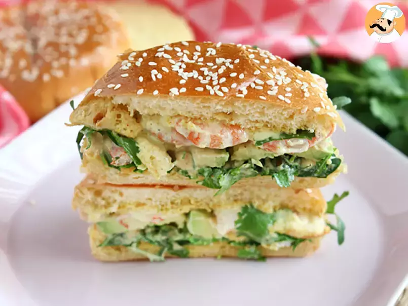Sandwich mit Garnelen, Avocado und Koriander - foto 2