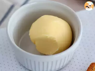 Wie macht man selbstgemachte Butter? - foto 4