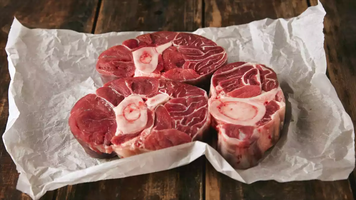 Großmutters Trick, der selbst das zäheste Fleisch in wenigen Minuten zart macht