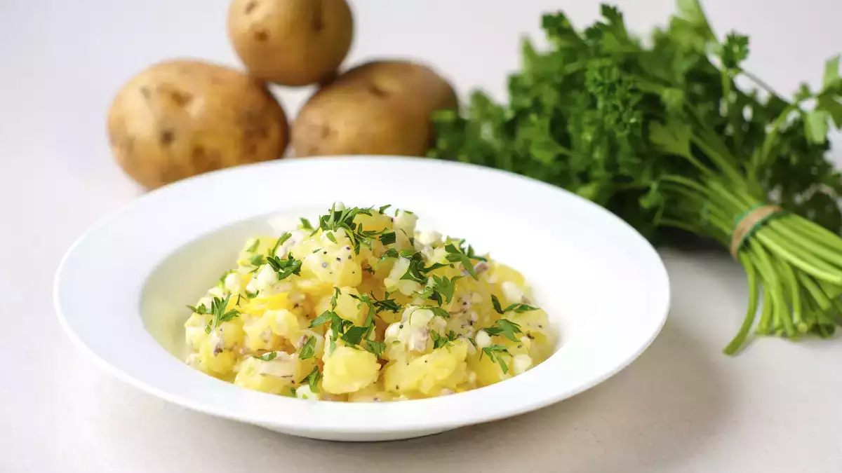 Der perfekte Kartoffelsalat existiert und wird so gemacht