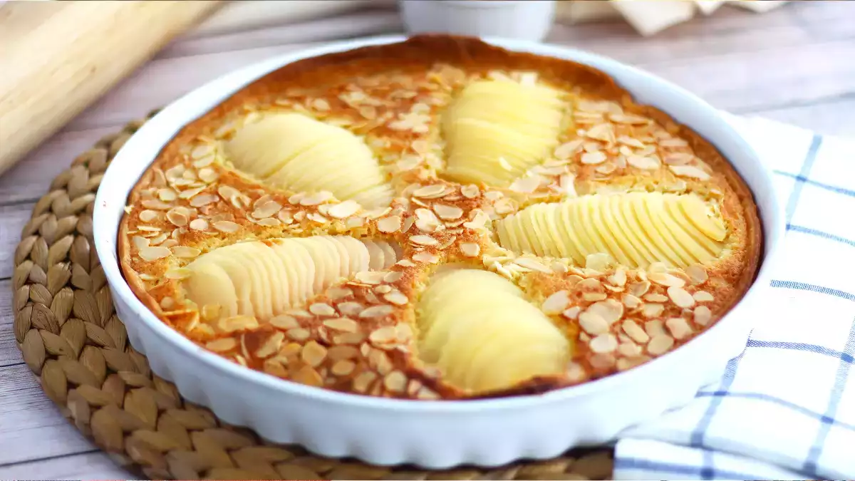 Wir haben den besten Birnenkuchen gefunden, und er ist einfacher zu machen, als man denkt!