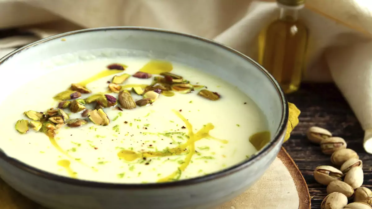 11 Herbstliche Cremes und Suppen mit saisonalen Zutaten