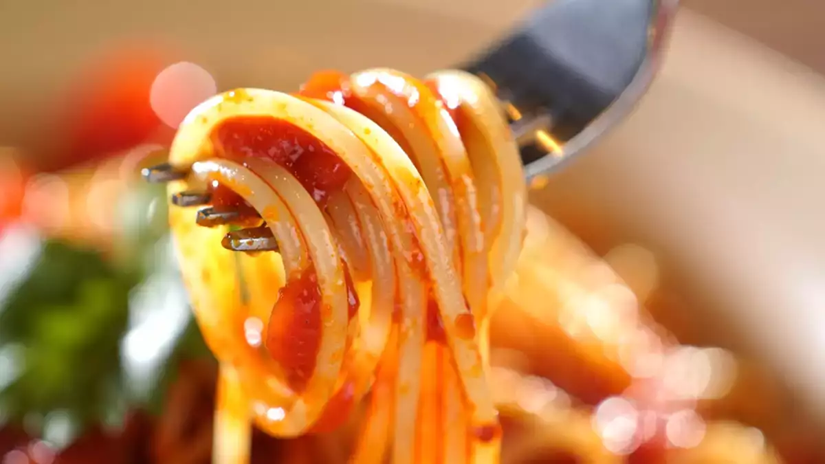 14 Spaghetti-Rezepte, die ein banales Gericht in etwas Unglaubliches verwandeln