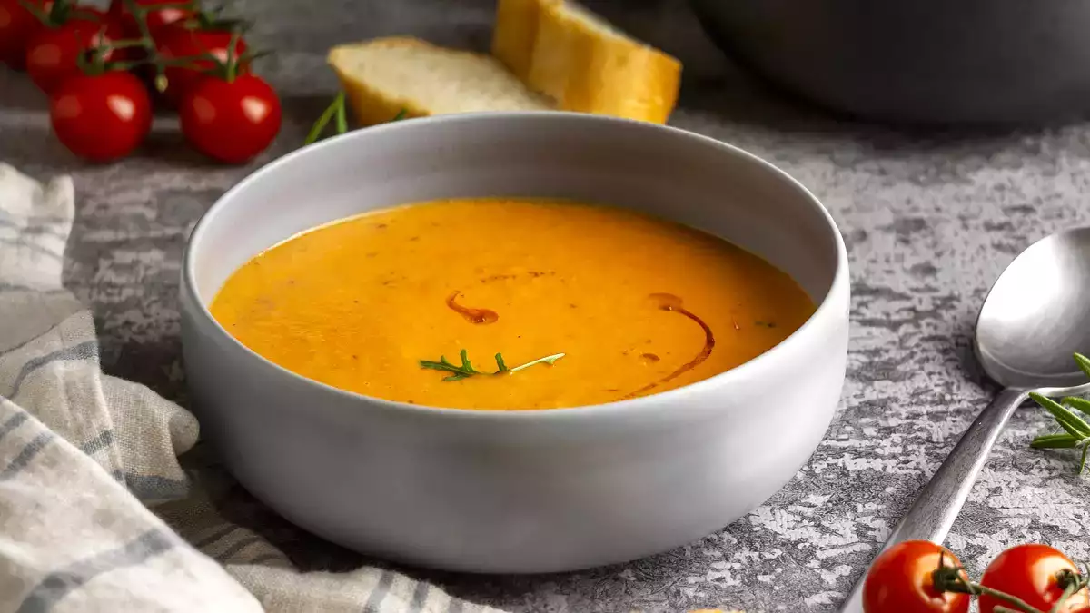 9 cremige Suppen, die perfekt auftauen (ohne zu gerinnen), als ob sie frisch wären