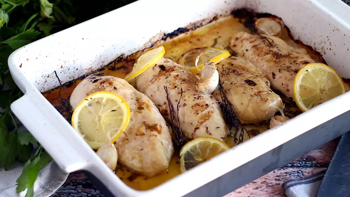 Wenn die Zitrone regiert: 8 Hauptgerichte, bei denen sie keine Krönung ist.