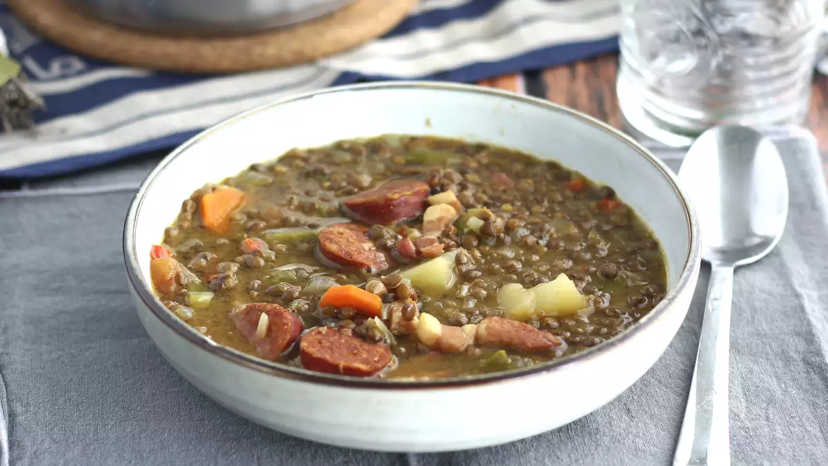 Senken Linsen die Libido? Die Wissenschaft hinter dem viralen Zitat von Óliver Laxe