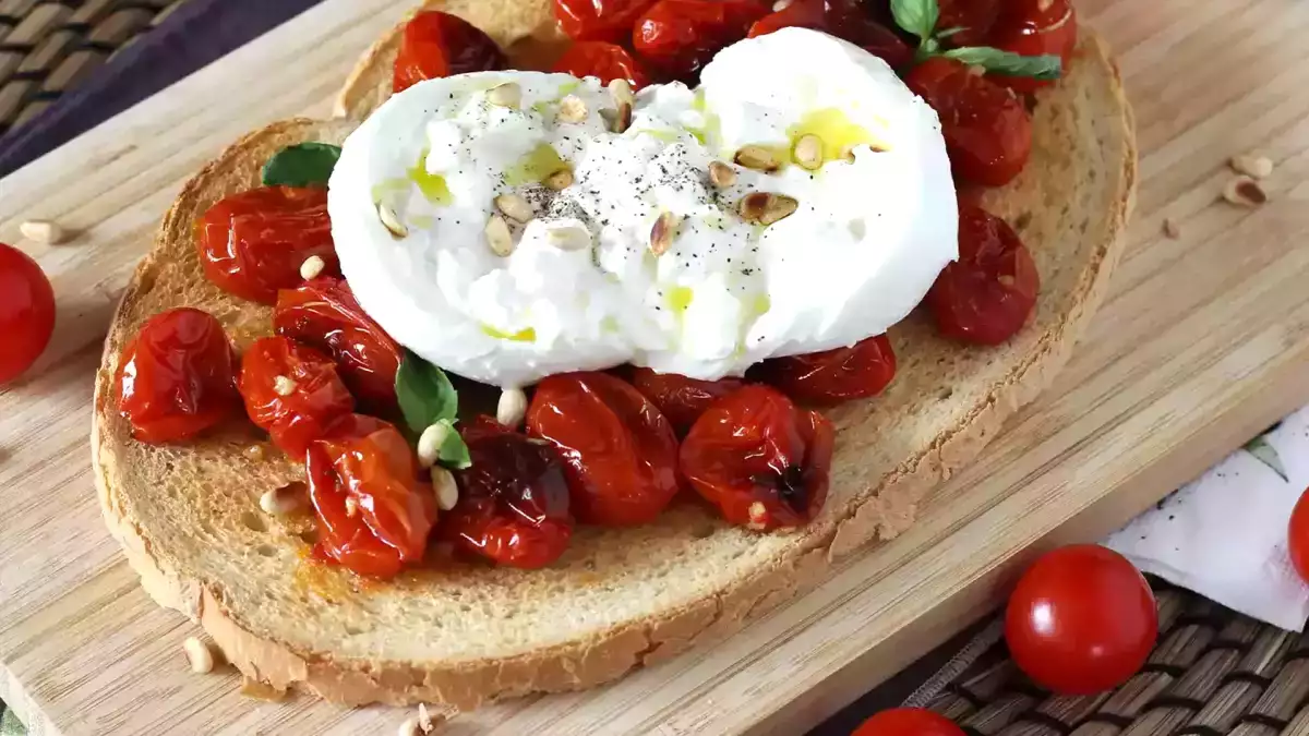 Mozzarella, Burrata und Stracciatella: Die wichtigsten Unterschiede und einfache Anwendungsmöglichkeiten, um deine Rezepte zu verfeinern