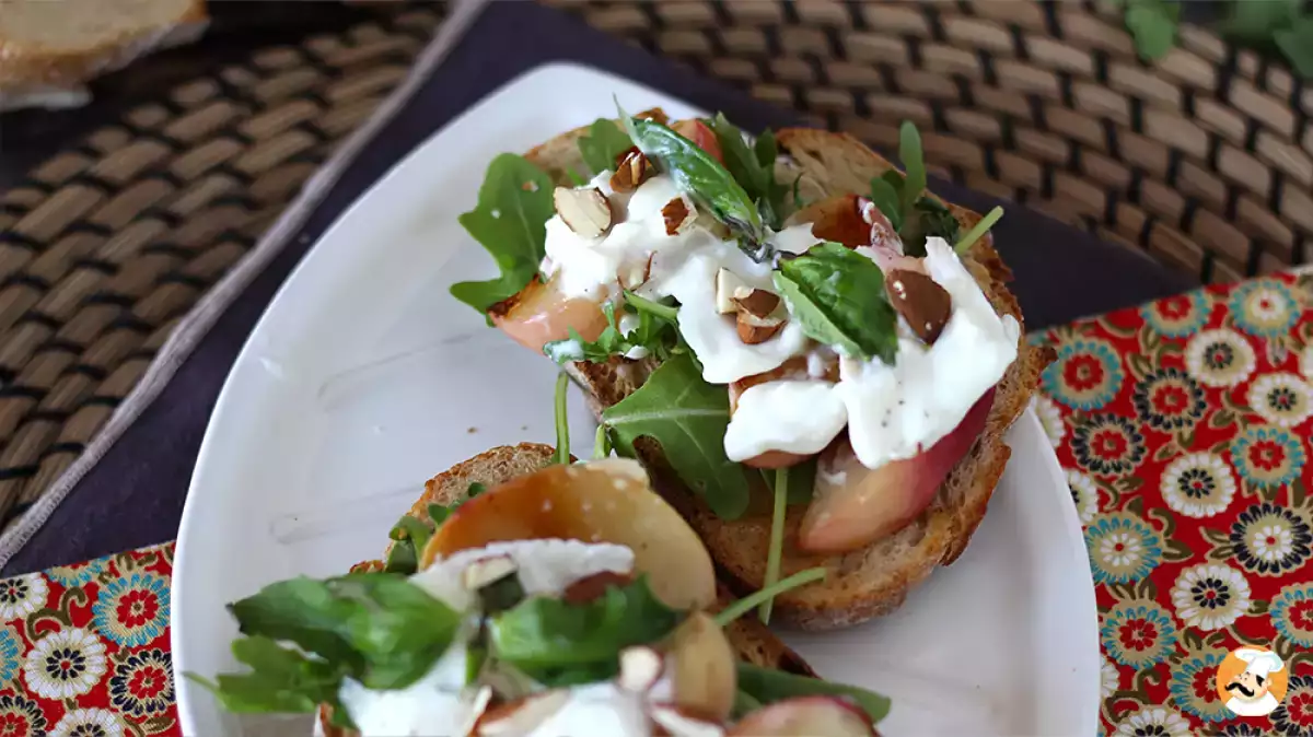 Burrata und Obst: die köstlichsten Kombinationen des Sommers (und die, die man derzeit überall sieht)