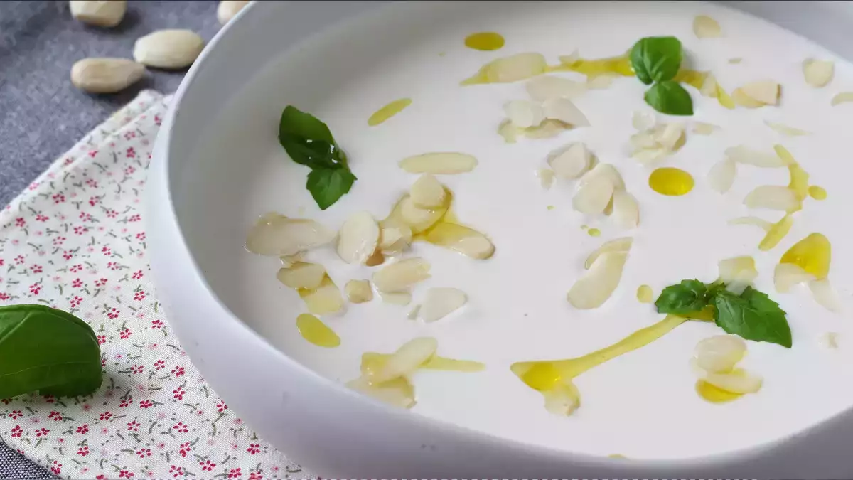 So wird Ihr Ajoblanco noch besser: Einfache Tricks, damit er zart, cremig und ausgewogen schmeckt