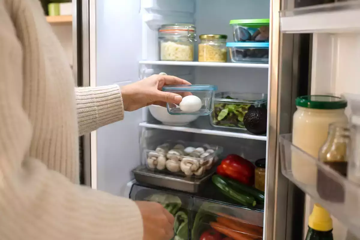 Wie lange kann man ein hartgekochtes Ei im Kühlschrank aufbewahren?