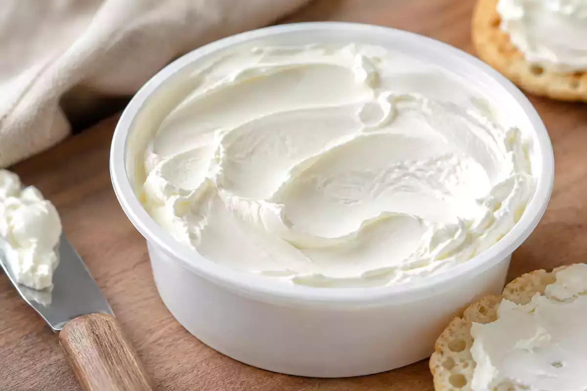 Angefangener Frischkäse: So verwerten Sie den Rest mit diesen schnellen Rezepten