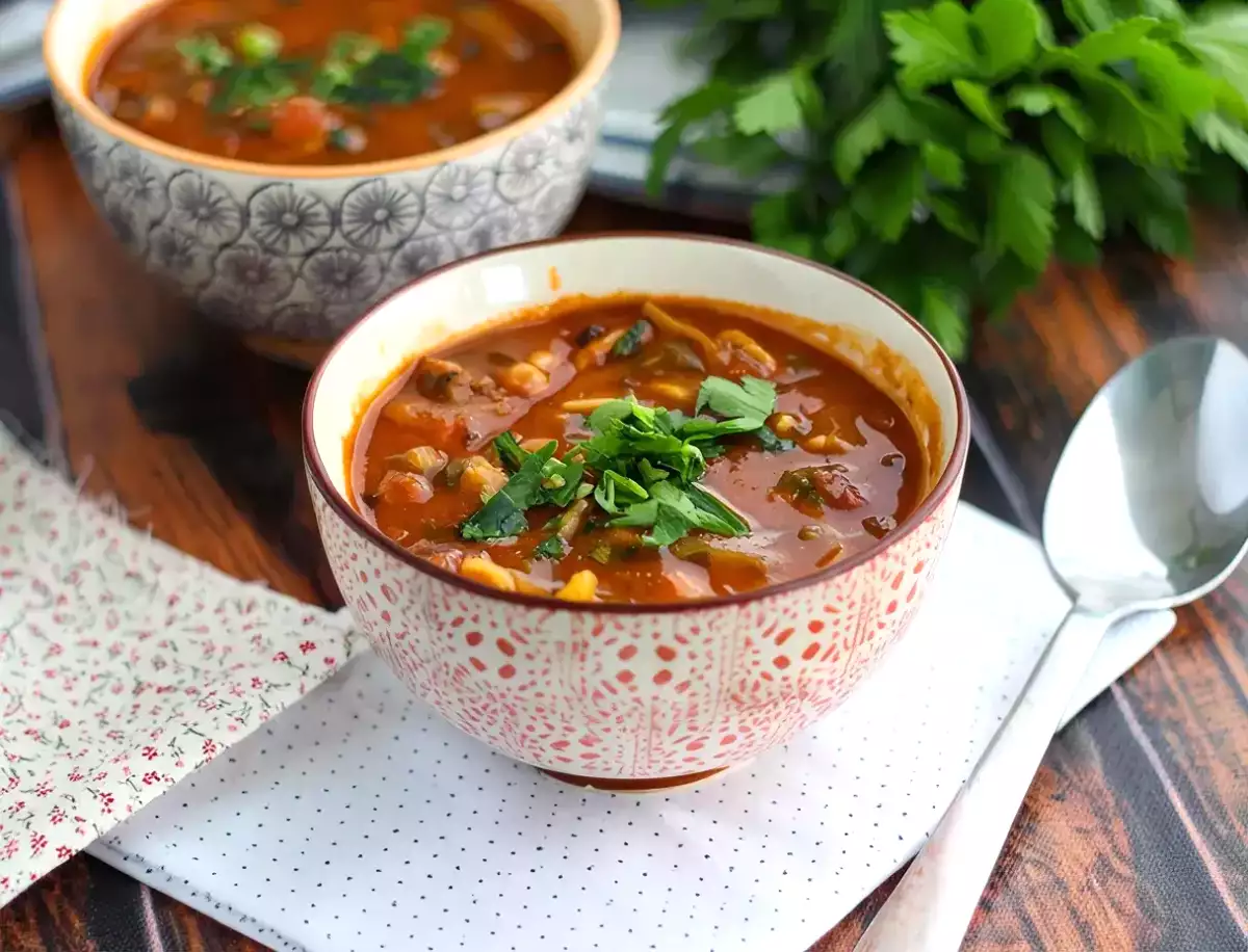Macht die Suppe nicht satt? Die Zutaten, die sie zu einer herzhaften Mahlzeit machen