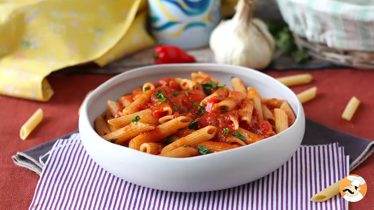 Eine Dose Tomaten – und schon ist das Abendessen gerettet: Nudelrezepte, die aus einem Grundnahrungsmittel aus der Vorratskammer eine richtige Mahlzeit machen