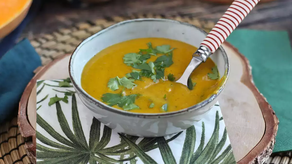 Kürbissuppe zu wässrig? Erst rösten, dann pürieren!