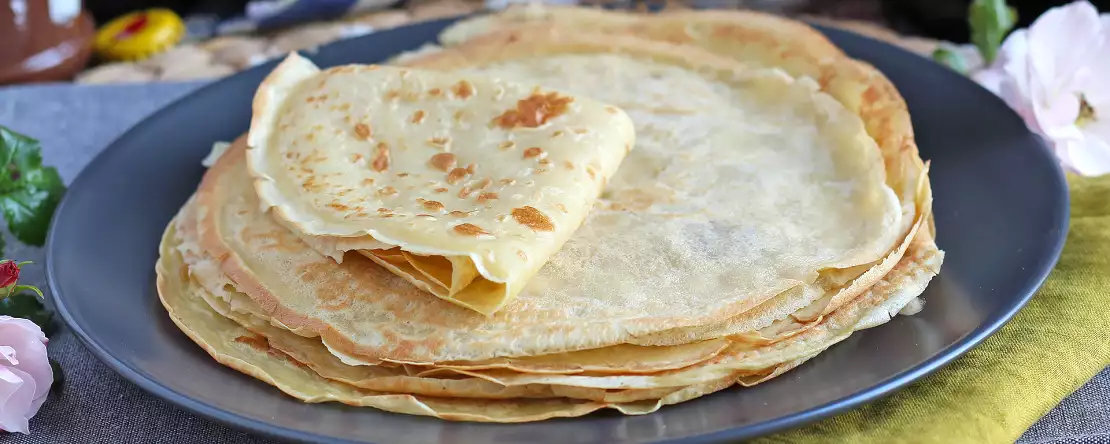 Laktosefreie Crêpes: das einfache Rezept mit nur einer Zutat, die Sie bereits zu Hause haben