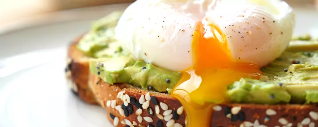 Die einfachste Technik für perfekte pochierte Eier