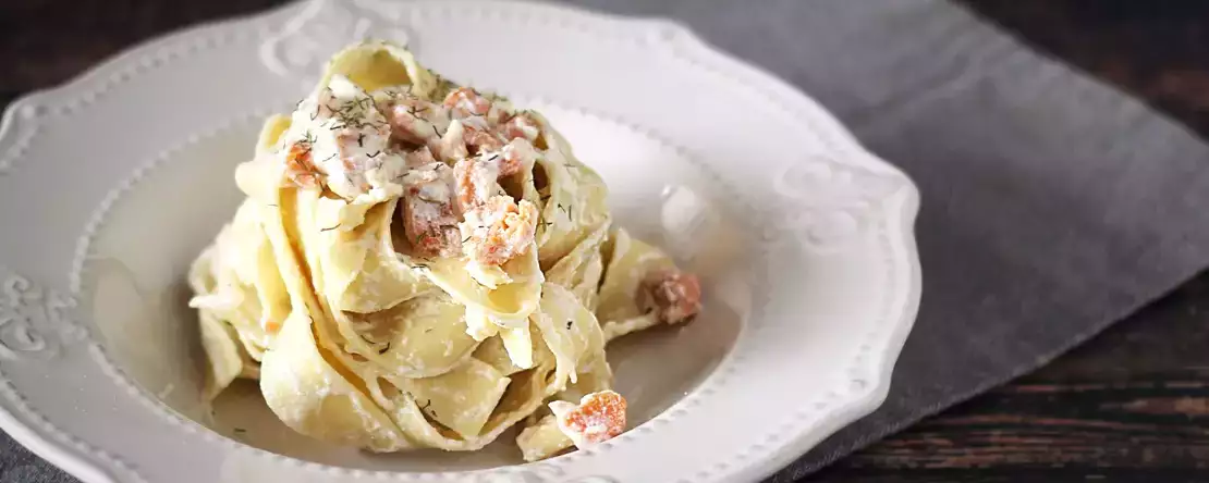 Ricotta, der Käse, der das Essen mit dem repariert, was im Kühlschrank ist. 14 Rezepte und Ideen für die Verwendung von Ricotta