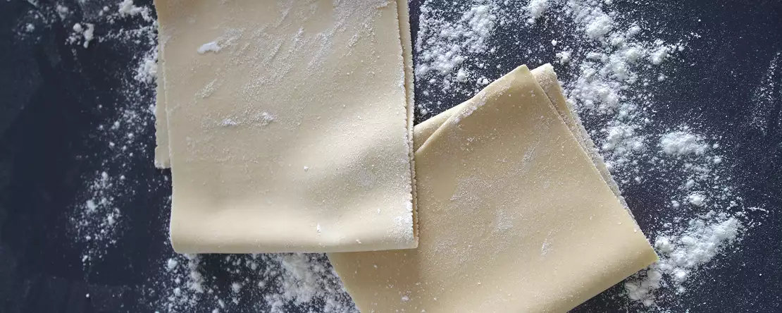 Das ist die perfekte selbstgemachte Lasagne-Nudel: Man muss sie nicht erst kochen und sie schmeckt noch besser