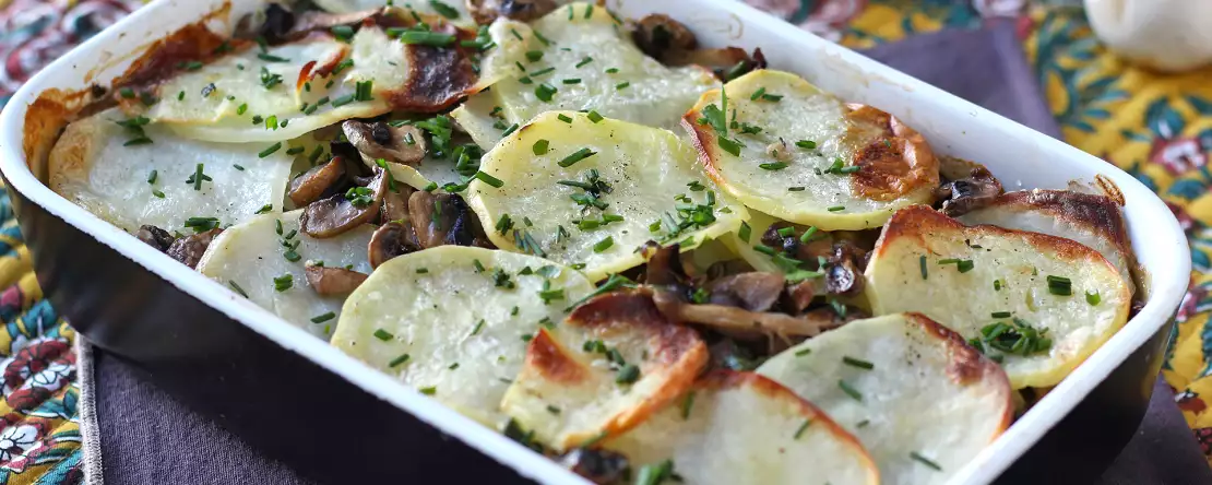 8 Kartoffelaufläufe, die jede Mahlzeit der Woche im Ofen, in der Fritteuse und mit Süßkartoffeln zubereiten