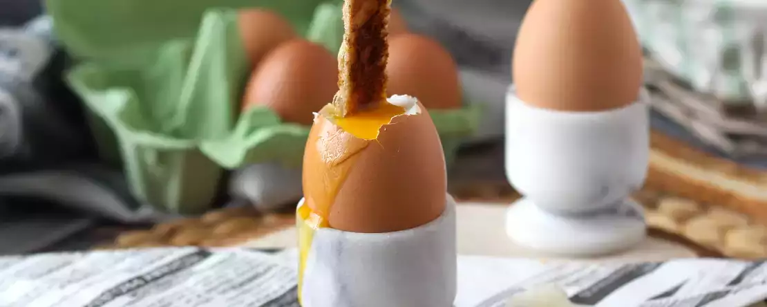 Eier in der Heißluftfritteuse - 5 einfache Rezepte, die Sie unbedingt ausprobieren müssen