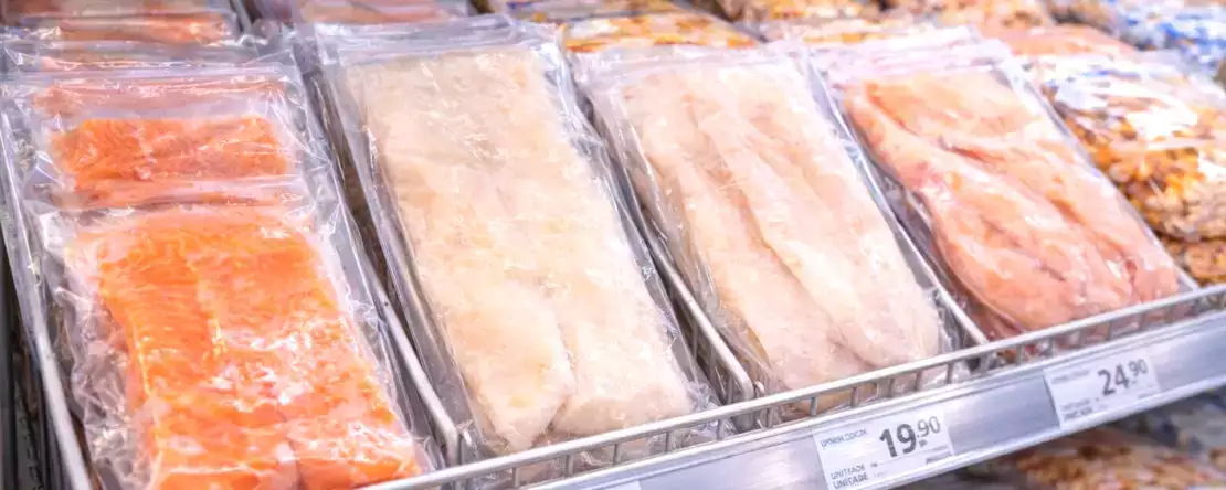 Ist gefrorener Fisch schlechter? Der Mythos, der Sie jahrelang in die Irre geführt hat