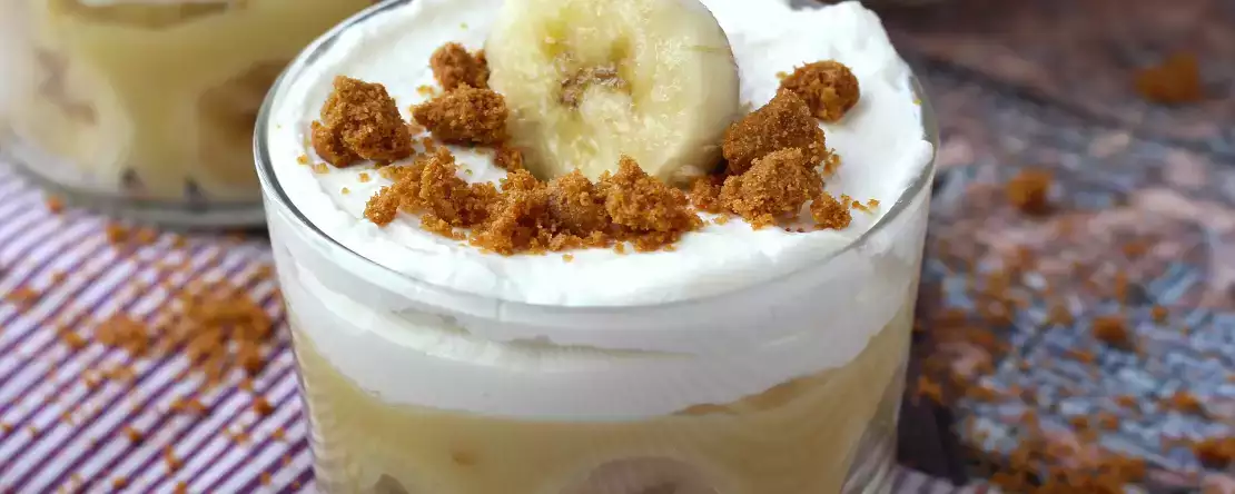 Banoffee in der Tasse: das cremige Dessert, das in Minutenschnelle verschwindet