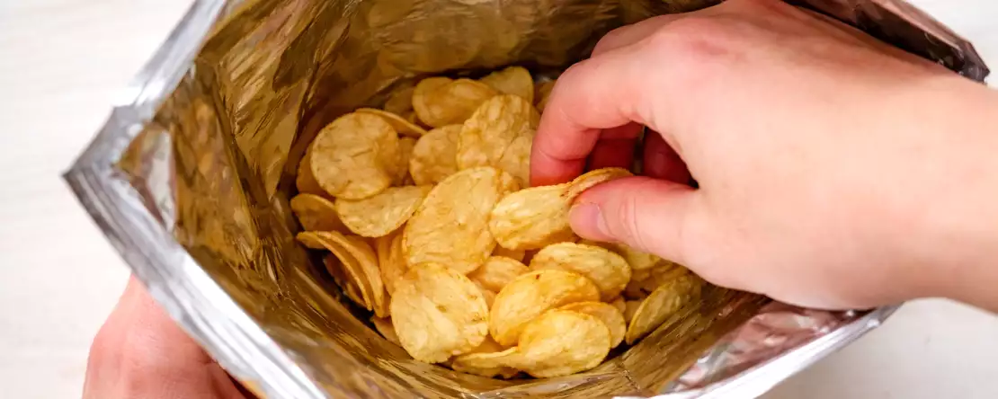 Warum ist so viel Luft in den Tüten mit Chips? Werden wir betrogen?