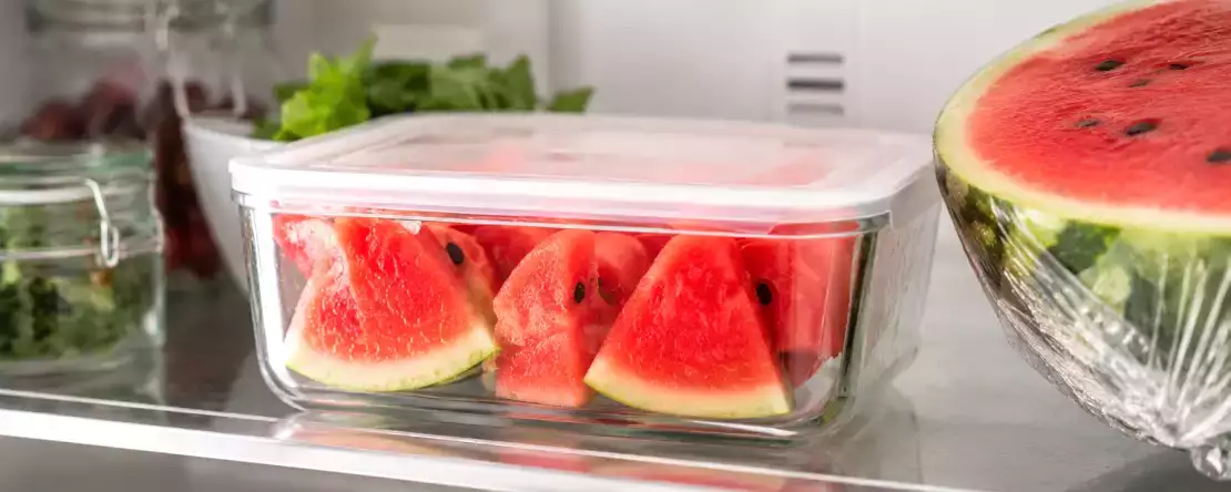 Wie hält sich eine aufgeschnittene Wassermelone länger? Was man vermeiden sollte, damit sie ihre Frische behält
