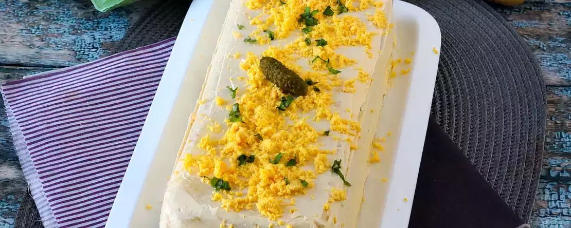 Kalter Kartoffel-Thunfisch-Auflauf: Ein einfaches, cremiges Rezept ohne Backofen, das sich zu Hause als Vorspeise zubereiten lässt