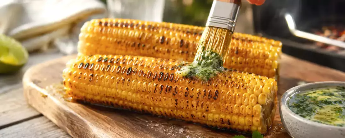 So grillt man Maiskolben auf dem Grill, damit sie zart und süß werden und nach Grillgeschmack schmecken