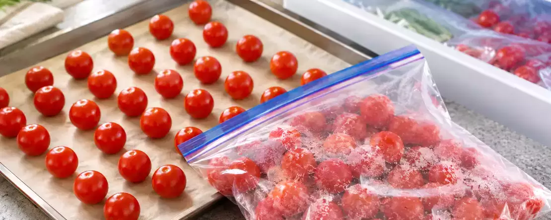 Der Trick, um Kirschtomaten einzufrieren und sie im Winter in perfektem Zustand wiederzufinden: kein einziger gefrorener Klumpen mehr
