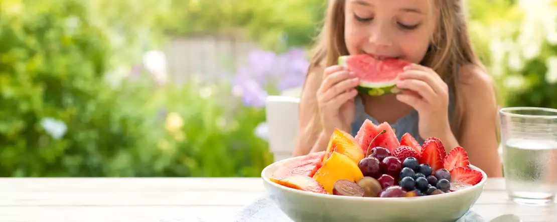 Sommerfrüchte, die Kinder beruhigen: leichte, süße und erfrischende Optionen