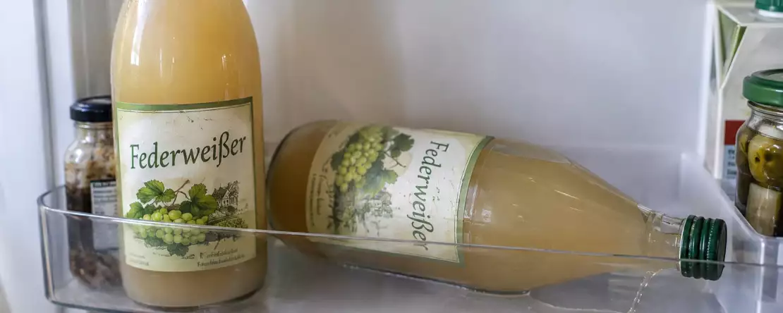 Federweißer gekauft? Warum die Flasche niemals liegen darf
