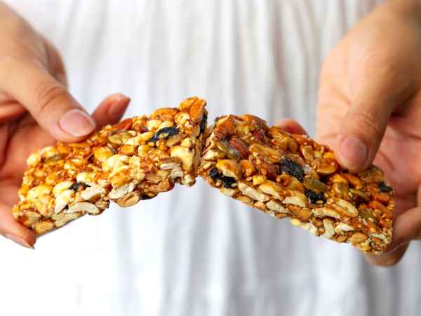 Sollte man auf Proteinriegel hereinfallen? Was sie wirklich leisten (und was sie verbergen)