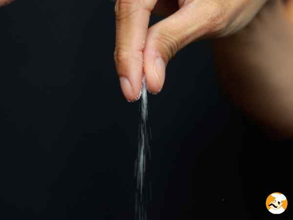 Essen Sie zu viel Salz? 3 clevere Lebensmittel, um es zu ersetzen