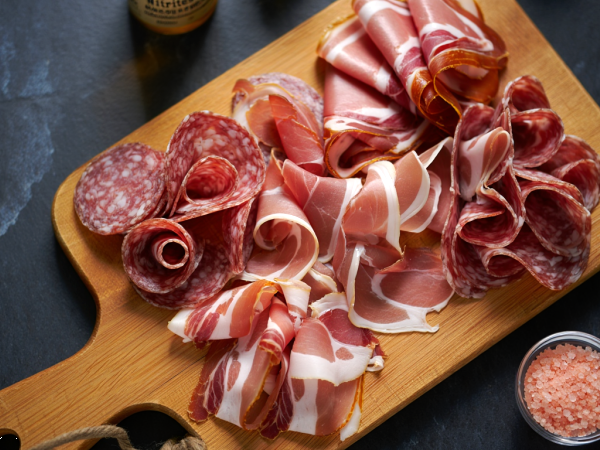 Nitrite in Wurstwaren: Ein echtes Gesundheitsrisiko?