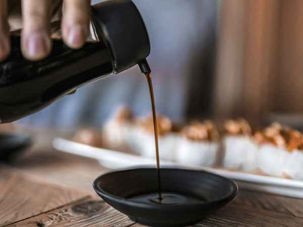 Der Trick für zu Hause, um festzustellen, ob Ihre Sojasauce von guter Qualität ist