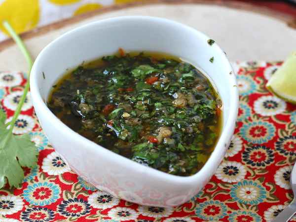 Machen Sie diese 9 (sehr) häufigen Fehler bei der Zubereitung von Chimichurri-Sauce nicht