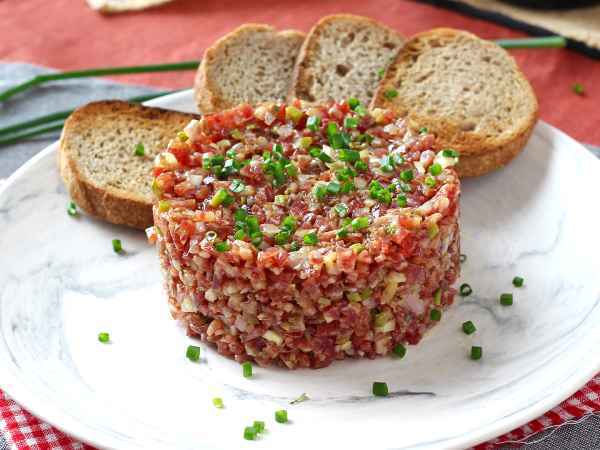 7 kalte Vorspeisen, die sich perfekt für Ihre Sommerdinner im Freien eignen