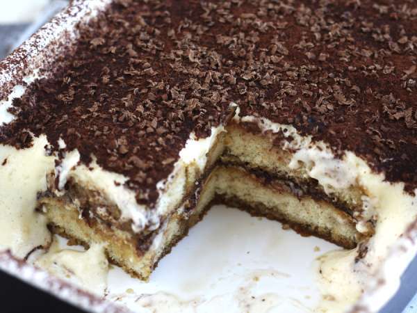 Italien sucht 100 freiwillige Richter für die Tiramisu-Weltmeisterschaft.