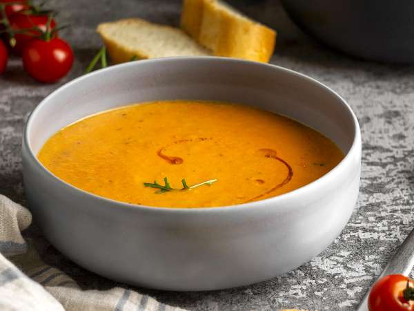 9 cremige Suppen, die perfekt auftauen (ohne zu gerinnen), als ob sie frisch wären