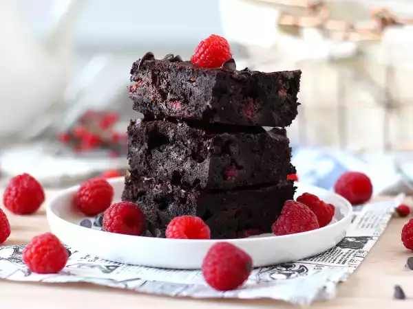 Das Ofen-Aus-Paradoxon: 9 Rezepte, die von alleine weitergaren (und warum diese Technik wirklich funktioniert)