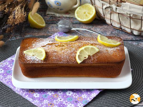 Einfach unwiderstehlich! Cremiger, fluffiger Zitronenkuchen direkt aus dem Mixer