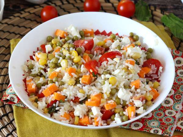 Salate aus Resten: 17 Rezepte, mit denen sich die Reste aus dem Kühlschrank in tolle Gerichte verwandeln lassen